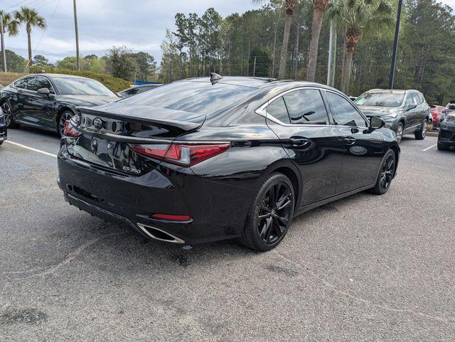 2023 Lexus ES 350 F SPORT Handling