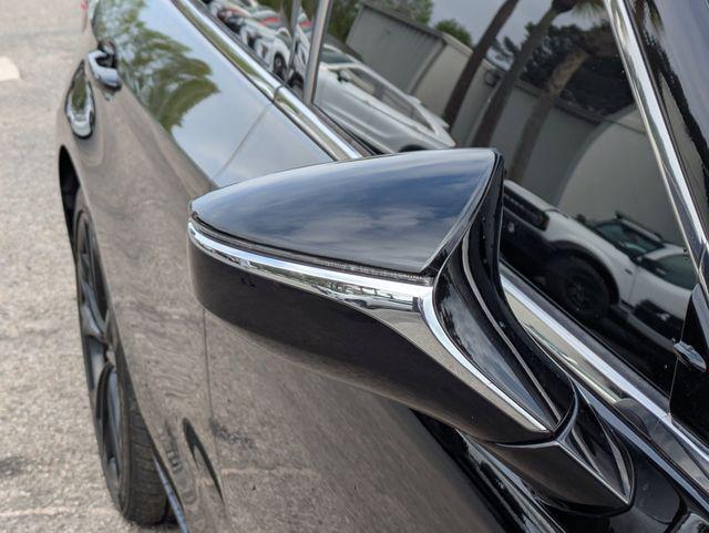 2023 Lexus ES 350 F SPORT Handling