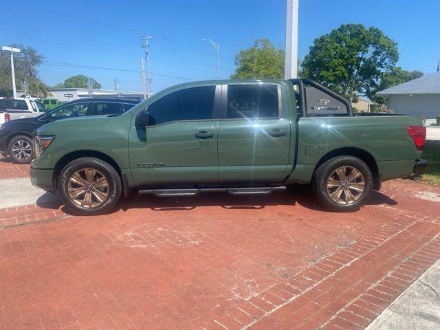 2024 Nissan Titan Crew Cab SV 4x2