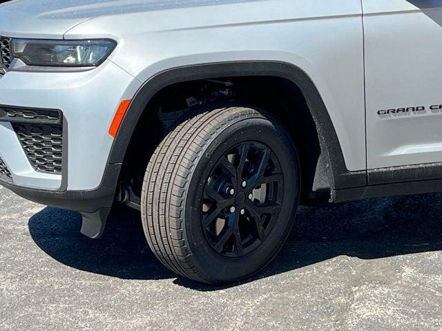 2026 Jeep Grand Cherokee L GRAND CHEROKEE L LAREDO ALTITUDE 4X4
