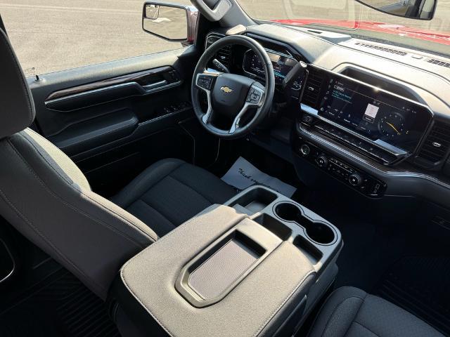 2023 Chevrolet Silverado 1500 4WD Crew Cab Short Bed LT with 2FL