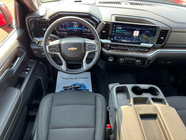 2023 Chevrolet Silverado 1500 4WD Crew Cab Short Bed LT with 2FL