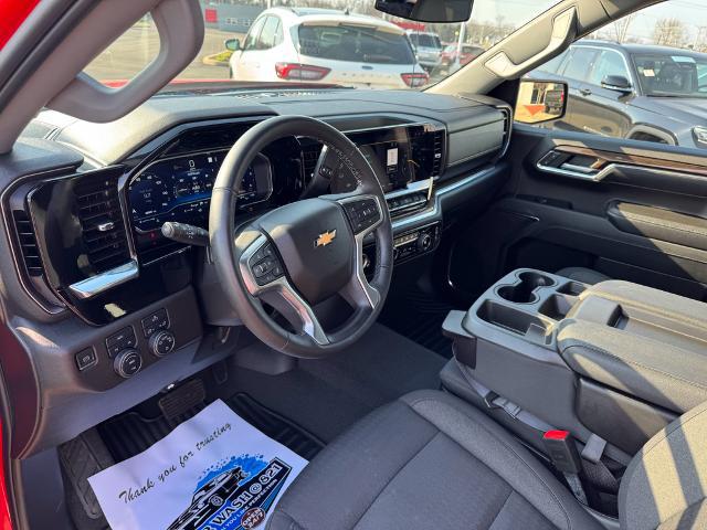 2023 Chevrolet Silverado 1500 4WD Crew Cab Short Bed LT with 2FL