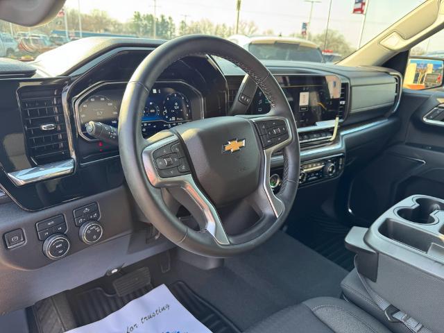 2023 Chevrolet Silverado 1500 4WD Crew Cab Short Bed LT with 2FL