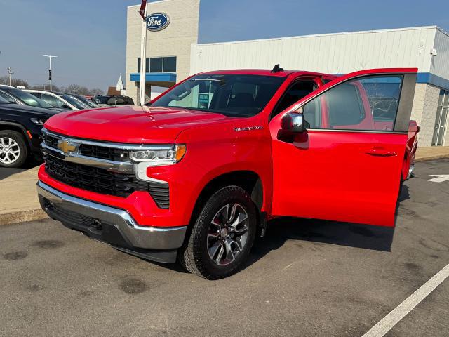 2023 Chevrolet Silverado 1500 4WD Crew Cab Short Bed LT with 2FL