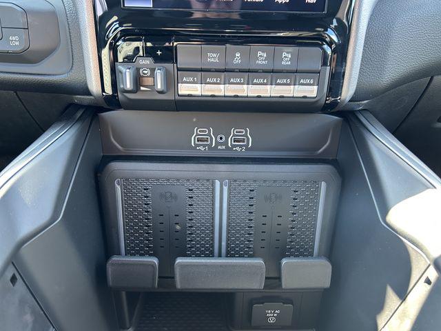 2026 Ram 2500 Big Horn Crew Cab 4x4 6'4" Box