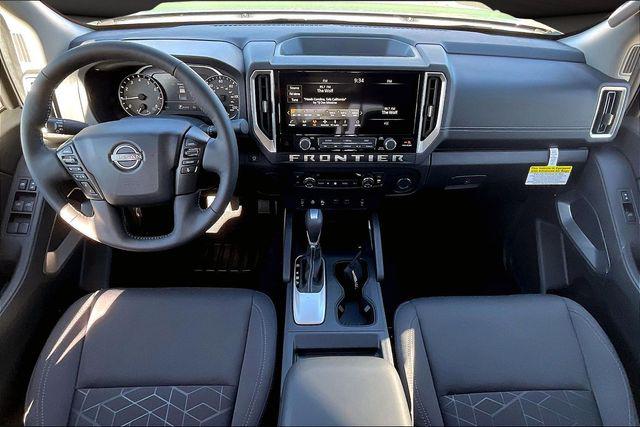 2026 Nissan Frontier Crew Cab SV 4x2