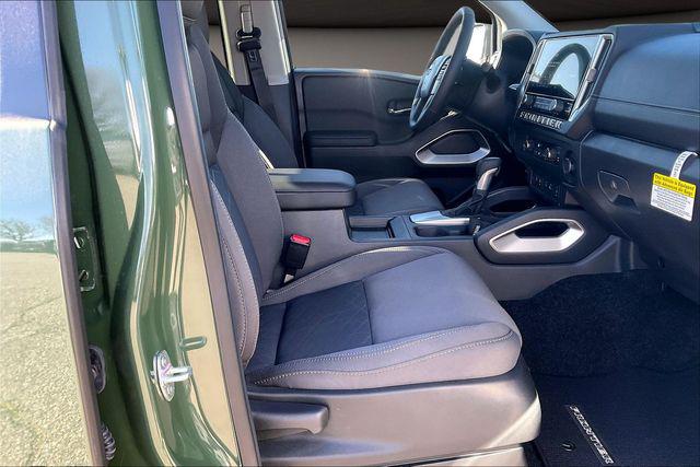 2026 Nissan Frontier Crew Cab SV 4x2