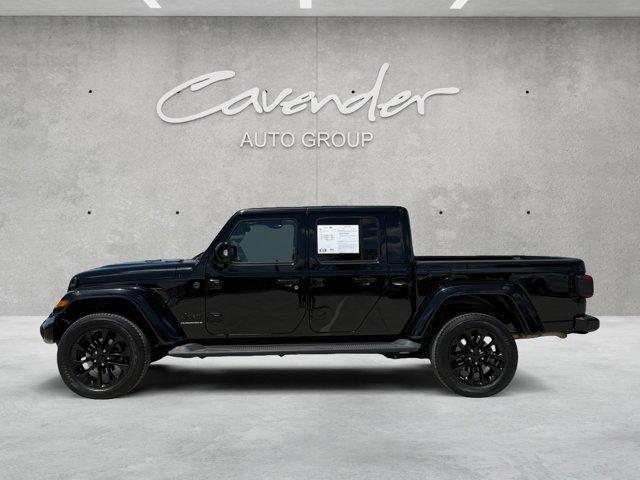 2023 Jeep Gladiator Overland