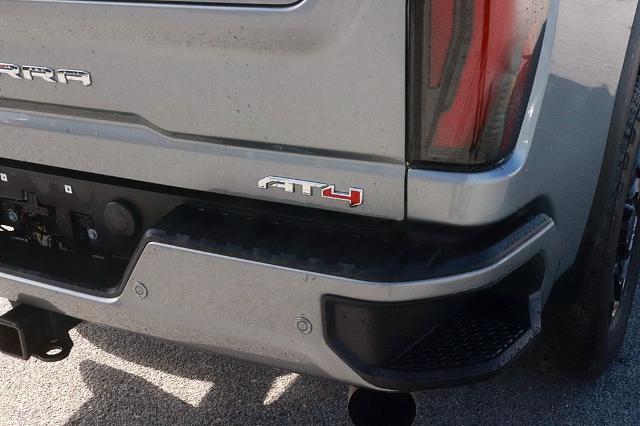 2024 GMC Sierra 2500HD 4WD Crew Cab Standard Bed AT4