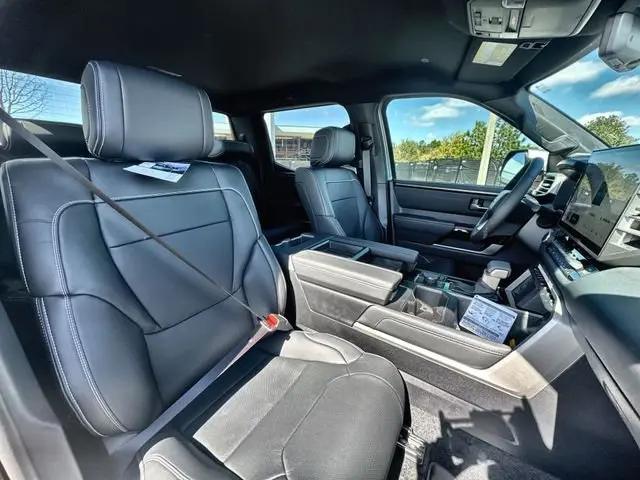 2026 Toyota Tundra Limited CrewMax 6.4' Bed
