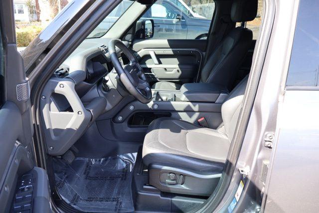 2023 Land Rover Defender 110 X-Dynamic SE