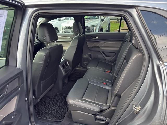 2023 Volkswagen Atlas Cross Sport 2.0T SE w/Technology