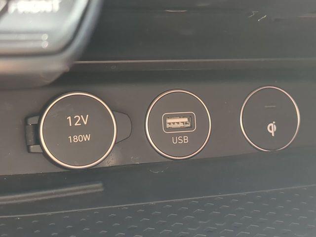 2023 Genesis G70 2.0T AWD
