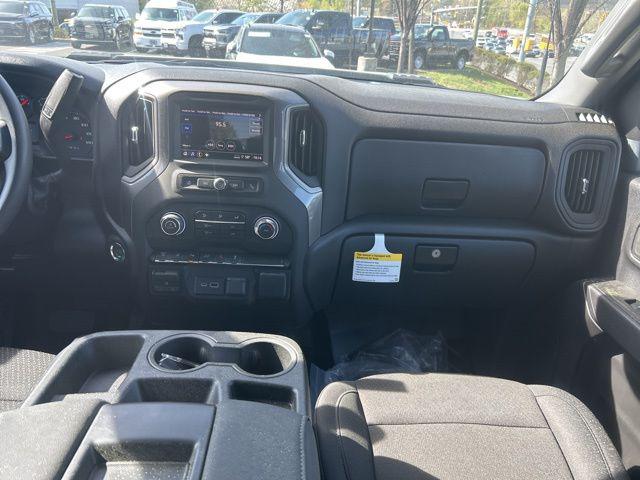 2026 Chevrolet Silverado 3500HD Crew Cab, Long Bed, WT Dual Rear Wheel, RWD