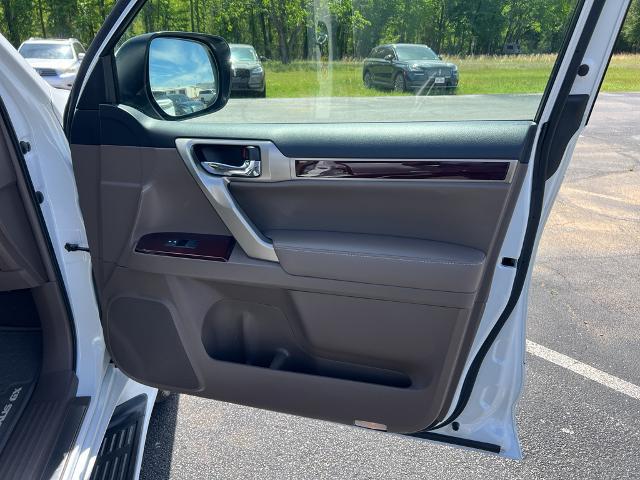 2019 Lexus GX 460 Base