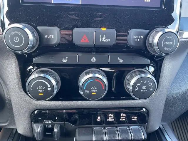 2026 Ram 1500 Big Horn Crew Cab 4x4 57 Box