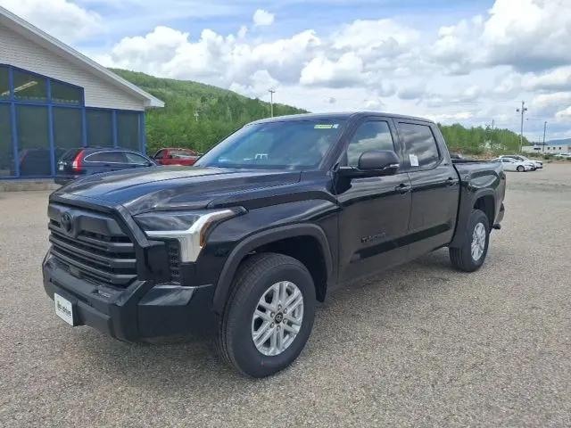 2026 Toyota Tundra SR5 CrewMax 5.5' Bed