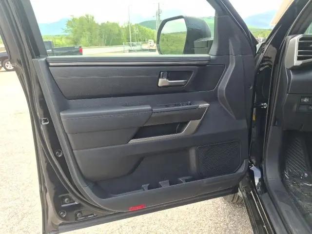 2026 Toyota Tundra SR5 CrewMax 5.5' Bed