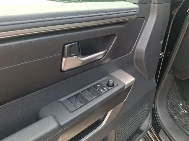 2026 Toyota Tundra SR5 CrewMax 5.5' Bed