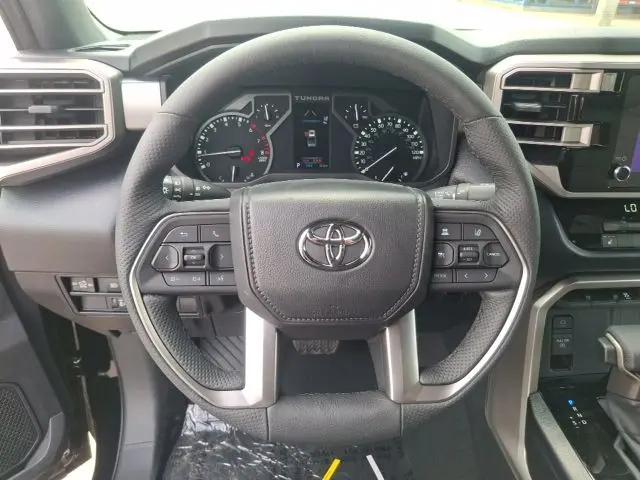 2026 Toyota Tundra SR5 CrewMax 5.5' Bed