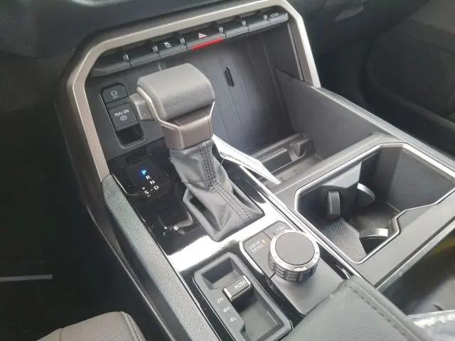 2026 Toyota Tundra SR5 CrewMax 5.5' Bed