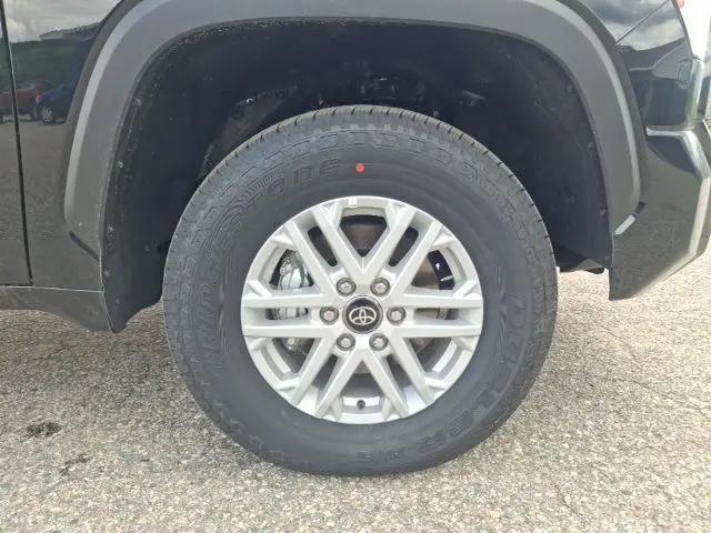 2026 Toyota Tundra SR5 CrewMax 5.5' Bed
