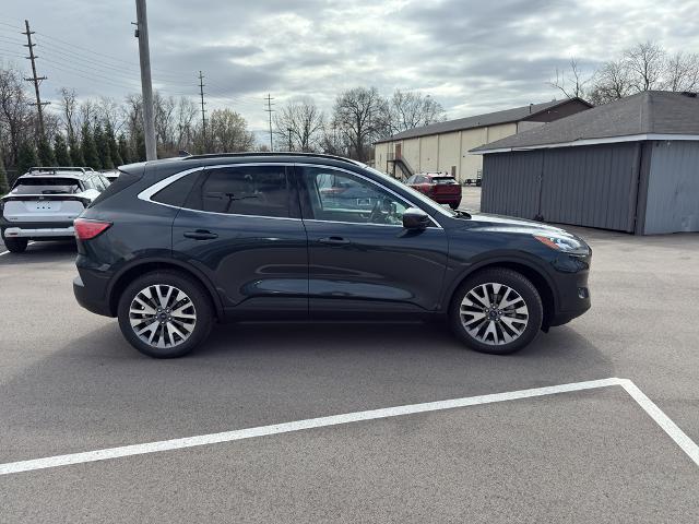 2022 Ford Escape Titanium