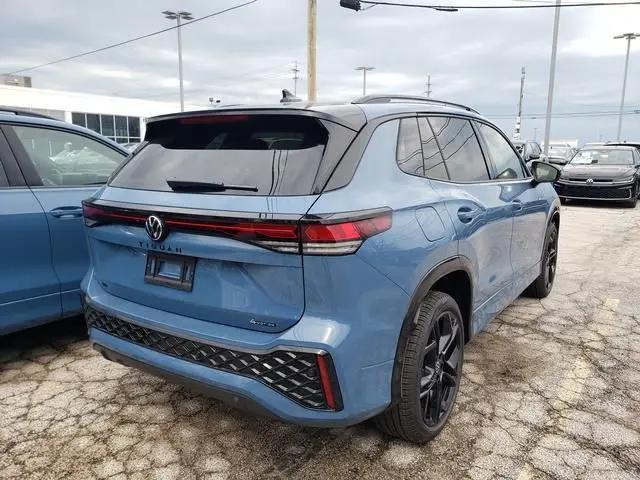2026 Volkswagen Tiguan SE R-Line Black
