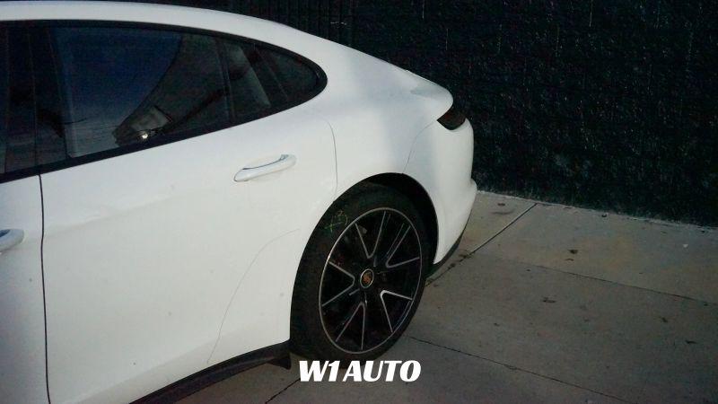 2023 Porsche Panamera 4