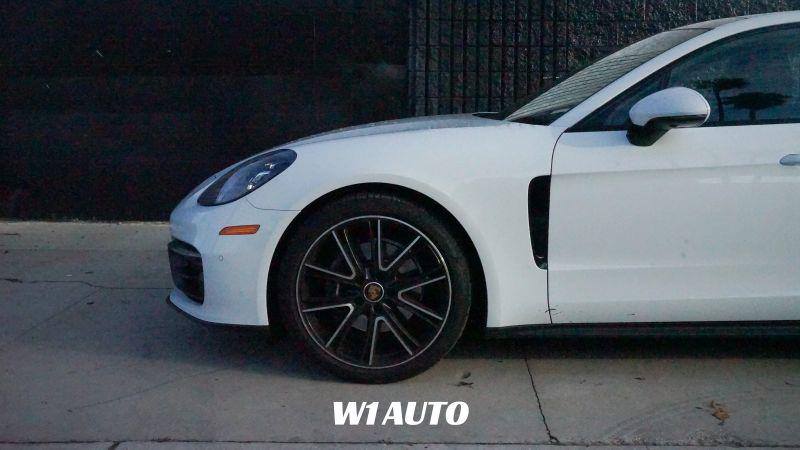 2023 Porsche Panamera 4