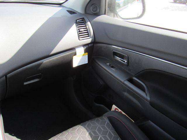 2026 Mitsubishi Outlander Sport 2.0 LE