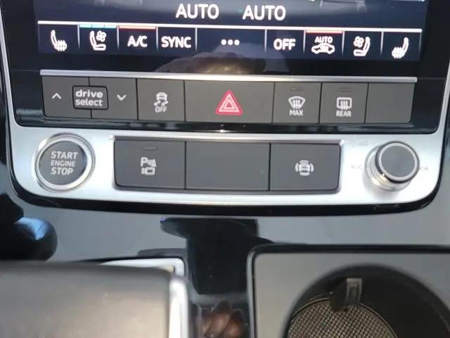 2023 Audi Q7 Premium Plus 45 TFSI quattro Tiptronic