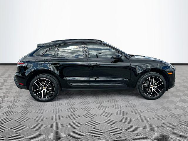 2024 Porsche Macan T