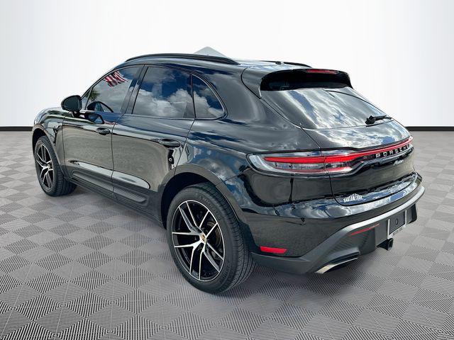 2024 Porsche Macan T