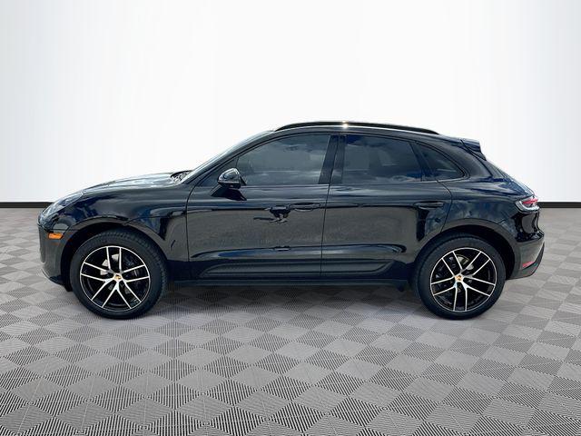 2024 Porsche Macan T