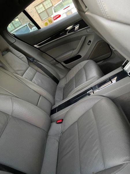 2011 Porsche Panamera Base