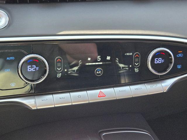 2025 Genesis GV70 2.5T AWD