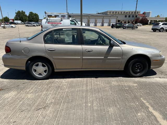 2000 Chevrolet Malibu Base