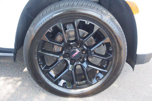 2023 GMC Yukon 4WD Denali