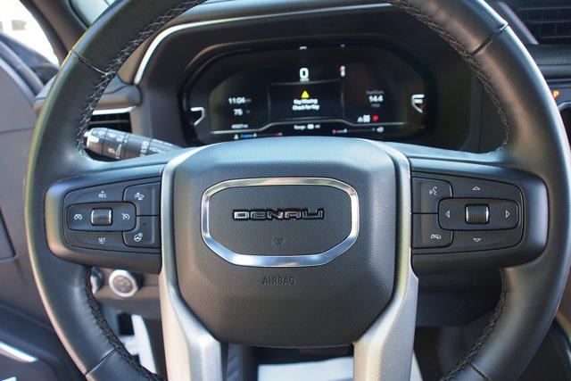 2023 GMC Yukon 4WD Denali