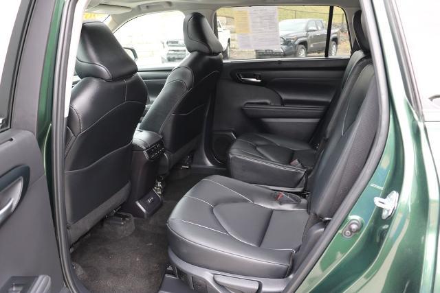 2025 Toyota Highlander XLE