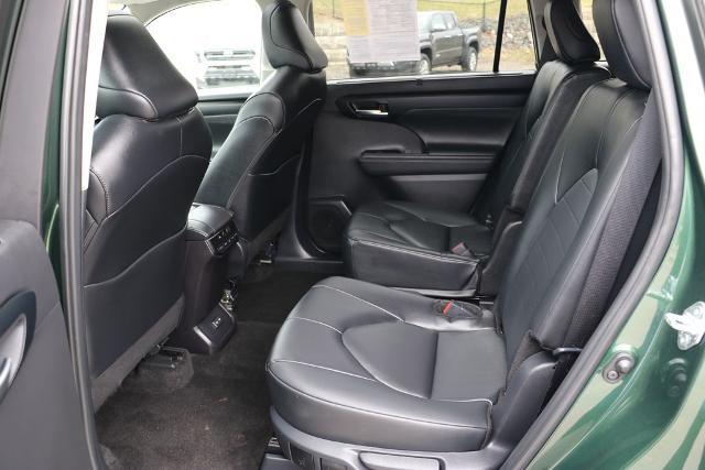 2025 Toyota Highlander XLE