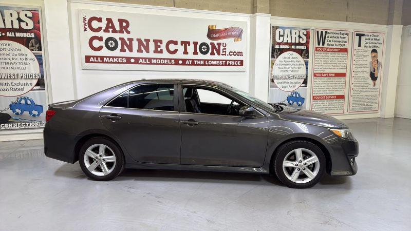 2013 Toyota Camry SE