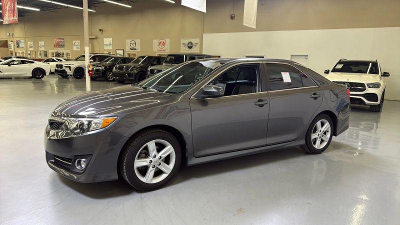 2013 Toyota Camry SE