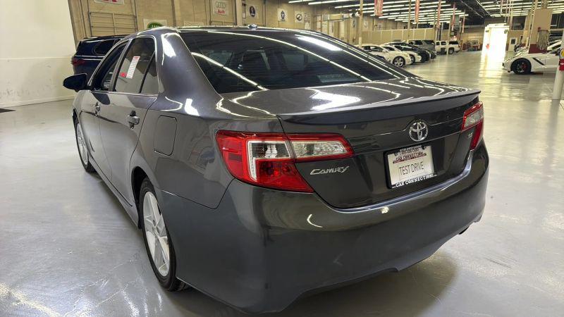 2013 Toyota Camry SE