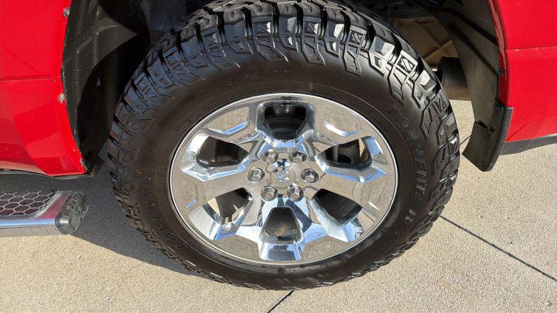 2019 Ram 1500 Big Horn/Lone Star Crew Cab 4x4 57 Box