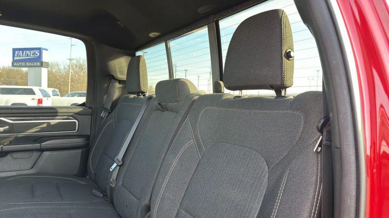 2019 Ram 1500 Big Horn/Lone Star Crew Cab 4x4 57 Box