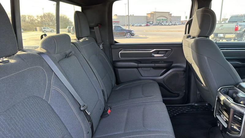 2019 Ram 1500 Big Horn/Lone Star Crew Cab 4x4 57 Box