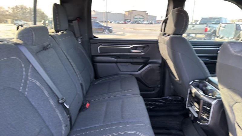 2019 Ram 1500 Big Horn/Lone Star Crew Cab 4x4 57 Box